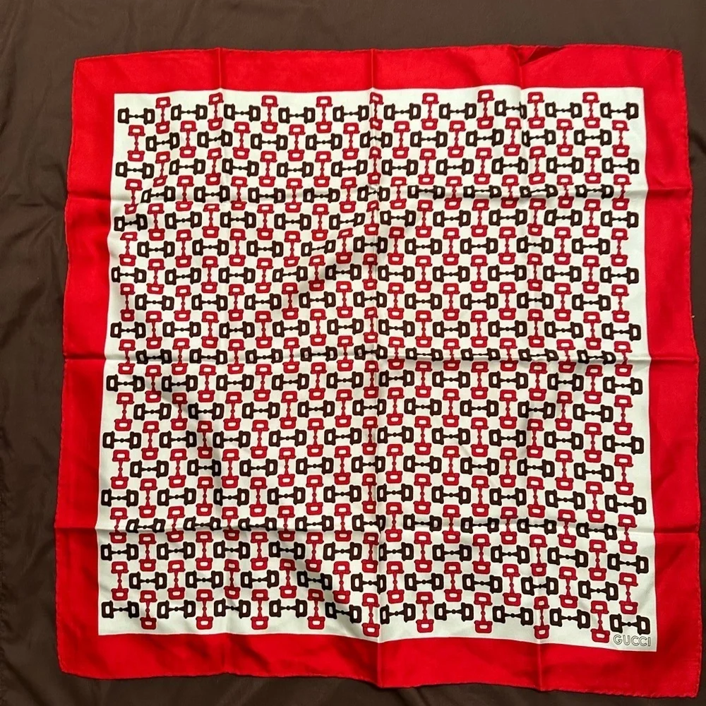 COPY - Gucci Large Scarf horsebit pattern Red Beige 60x60cm Silk Vintage